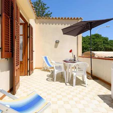 Casa Azzurra 3 Holiday home